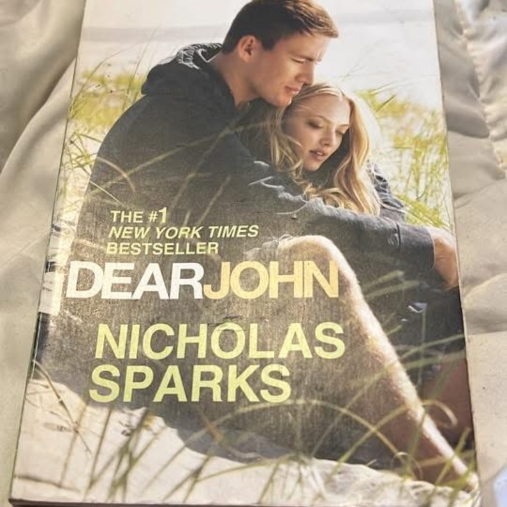 Dear John by Nicholas Sparks Paperback